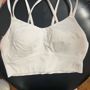 White lululemon sports bra